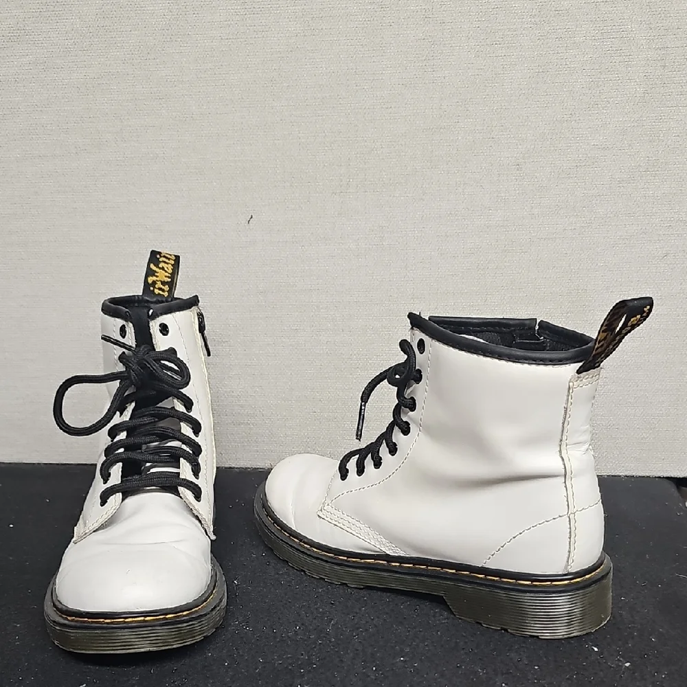 DR.MARTENS 1460 JUNIOR BOOTS BFPM-02-126
